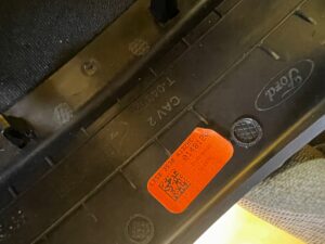 OBUDOWA OSŁONA KOLUMNY KIEROWNICZEJ FORD EXPLORER MK6