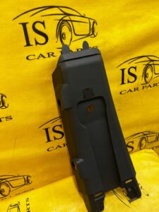 POSZYCIE OSŁONA OBUDOWA SŁUPKA ŚRODKOWEGO B LEWY 4 DRZWI FORD BRONCO 21-