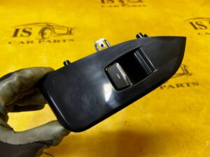 PANEL PRZEŁĄCZNIK SZYBY TYŁ LEWY SUBARU FORESTER VI SL 25-