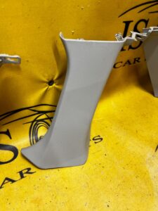 LEWA OSŁONA SŁUPKA TYŁ RENAULT MEGANE IV KOMBI