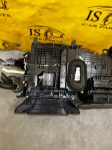 KOMPLETNA NAGRZEWNICA PAROWNIK DMUCHAWA TOYOTA HILUX VIII EU 2.4D D4D