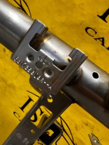 STELAŻ MOCOWANIE RURA DESKI KONSOLI DACIA SANDERO III 2021R