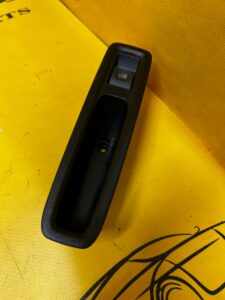 PANEL PRZEŁĄCZNIK PRZYCISK SZYBY TYŁ PRAWY LEWY DACIA SANDERO III 2023R