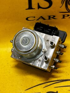 POMPA HAMULCOWA STEROWNIK ABS NISSAN LEAF ZE0 I