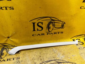 OSŁONA PROWADNICY ROLETY BAGAŻNIKA LEWA AUDI A8 D4 LONG