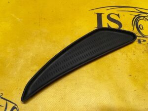 MATA WYKŁADZINA SCHOWKA FOTELA TYŁ PRAWY BMW X5 E70 X6 E71