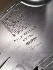 PRAWA PRAWE OSŁONA TAPICERKA SŁUPKA B MERCEDES INFINITI