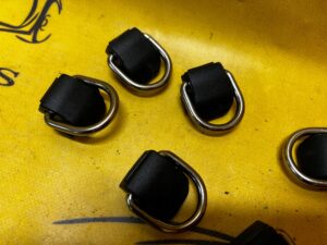 MOCOWANIE ŁADUNKU BAGAŻU UCHO FORD KUGA MK3 ESCAPE