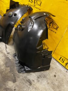 NADKOLE KOMPLETNE PRAWY PRZÓD DACIA SANDERO III STEPWAY