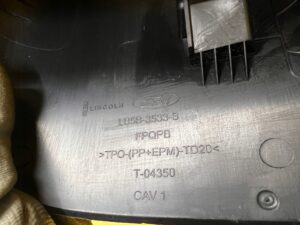 OBUDOWA OSŁONA KOLUMNY KIEROWNICZEJ FORD EXPLORER MK6