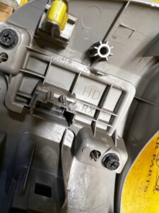 OSŁONA DESKI KONSOLI POD KIEROWNICĘ LEXUS RX 450H III 3 AL10