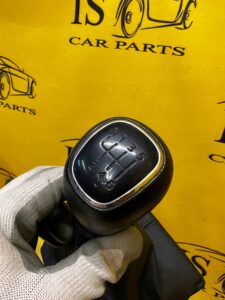 GAŁKA WYBIERAK LEWAREK MIESZEK MECHANIZM ZMIANY BIEGÓW MANUAL SKODA SCALA