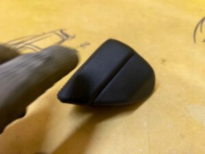 OSŁONA ZAŚLEPKA PODŁOKIETNIK SŁUPKA B LEWA PORSCHE PANAMERA 970 I LIFT