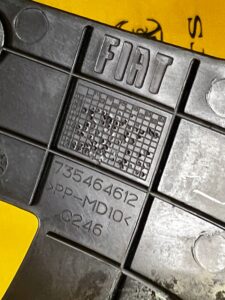 OSŁONA ZAŚLEPKA PLASTIK FIAT 500 ABARTH 735464612