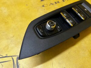 PANEL PRZEŁĄCZNIK SZYB LUSTEREK PRZÓD LEWY SUBARU FORESTER VI SL 25-