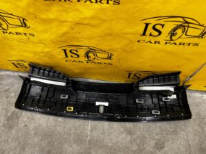 LISTWA OSŁONA BAGAŻNIKA PASA TYŁ TYLNEGO RANGE ROVER VELAR L560