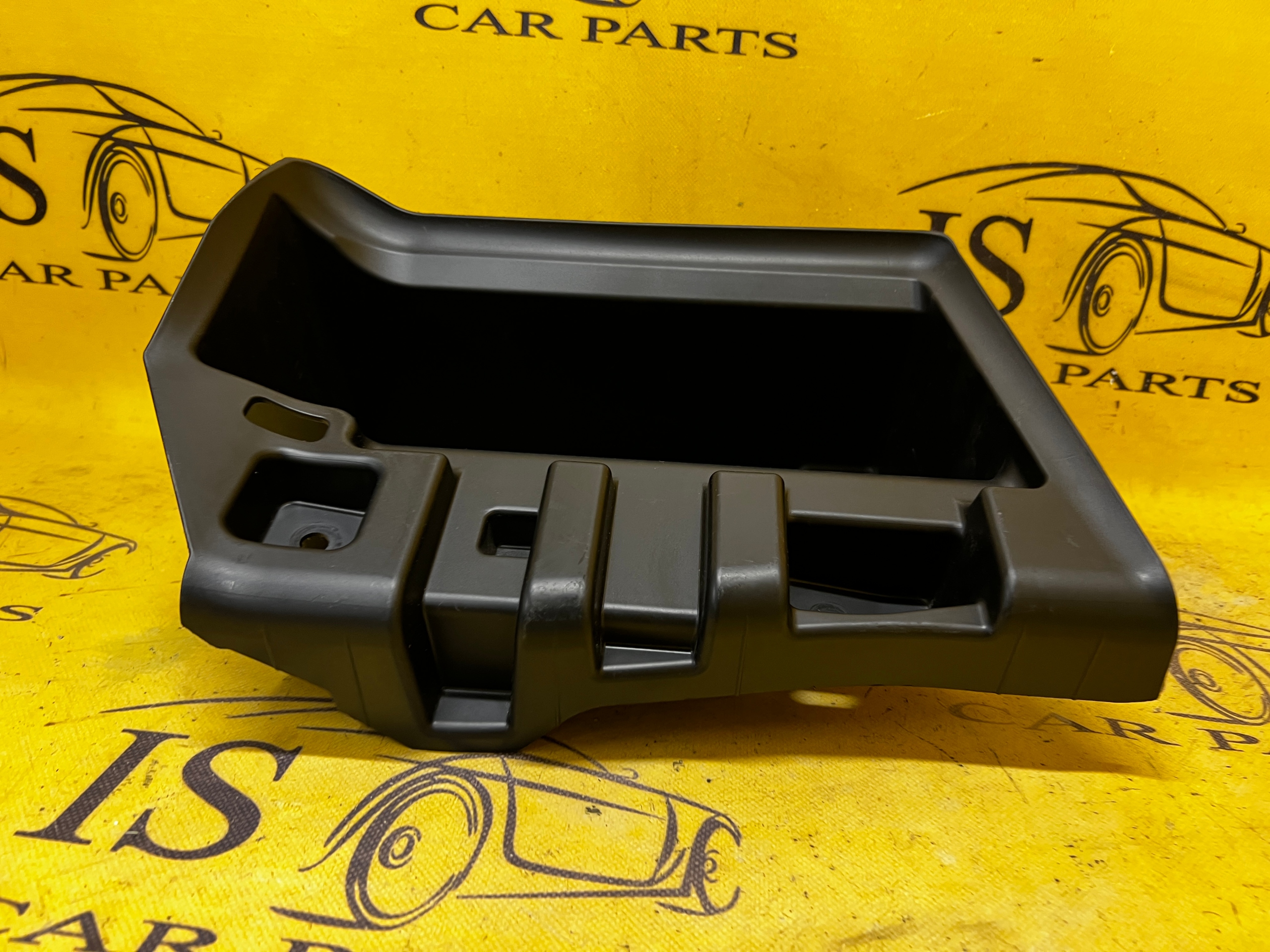 SCHOWEK WNĘKA BAGAŻNIKA PRAWY BMW 5 G30