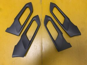 PRAWY PRZ RAMKA OSŁONA KLAMKI DRZWI PEUGEOT 508 II