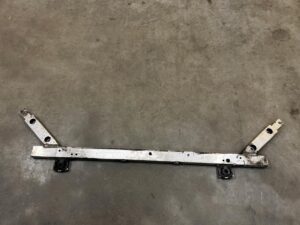 BELKA WZMOCNIENIE GÓRNE ZDERZAKA PASA PRZÓD PRZEDNIEGO VOLVO XC90 II