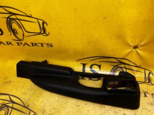 OSŁONA PROWADNICY FOTELA LEWA RENAULT MEGANE IV