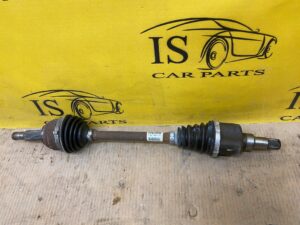 FORD FIESTA MK8 1.0 ECOBOOST PÓŁOŚ LEWA KRÓTKA