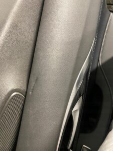 TAPICERKA BOCZEK DRZWI PRAWY PRZÓD INFINITI Q30 EU