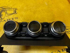 PRZEŁĄCZNIK PANEL KLIMATYZACJI RENAULT CLIO V ARKANA ZOE II CAPTUR II