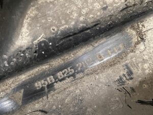 PŁYTA OSŁONA PODWOZIA TYŁ PRAWA PORSCHE MACAN 95B