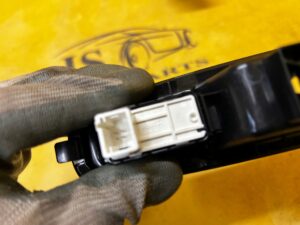 2 X PANEL PRZEŁĄCZNIK SZYBY DRZWI TYŁ PRAWY LEWY PEUGEOT 308 II T9 EU