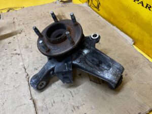 ZWROTNICA PIASTA PRZÓD PRAWY CHEVROLET CORVETTE C5 97-04