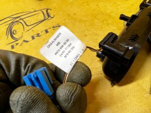 KLAMKA WEWNĘTRZNA DRZWI LED PRZÓD TYŁ PRAWY PRAWA MERCEDES GLS X166