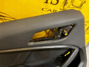 BOCZEK DRZWI TYŁ LEWY BMW 1 F40