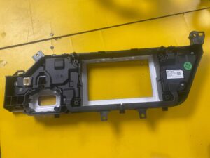 RAMKA PANEL CITROEN C4 PICASSO II LIFT UK RHD