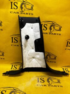 PRAWA OSŁONA POSZYCIE SLUPKA B DOLNA AUDI A8 D5