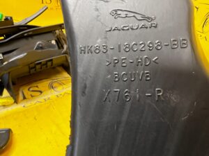 KANAŁ TUNEL POWIETRZA RANGE ROVER VELAR L560