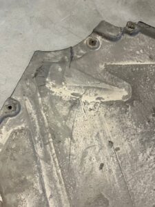 OSŁONA PŁYTA PODWOZIA LEWA PORSCHE PANAMERA 970