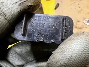 ZAŚLEPKA AIRBAG SŁUPKA BMW 3 E90 E91 5 E60 E61