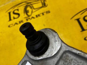 WAHACZ PRZÓD PRZEDNI PRAWY BMW M5 F90 M8 F91 F92