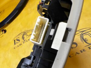 LAMPKA OŚWIETLENIE PODSUFITKI SZYBERDACH FORD FUSION LIFT USA MONDEO MK5