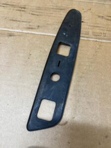 KOMPLET USZCZELKA RELINGU DACHOWEGO LEWA PRAWA NISSAN X-TRAIL III T32