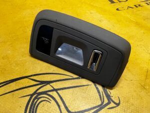 LAMPKA OŚWIETLENIE PODSUFITKI KABINY TYŁ PORSCHE PANAMERA 970 I LIFT
