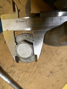 2 X ŚRUBA M16X210 FORD BRONCO 21-