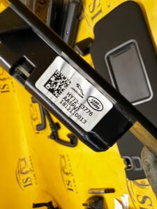 NOWA LAMPKA OŚWIETLENIE KABINY WNĘTRZA PRAWA LAND ROVER DISCOVERY 5 V L462