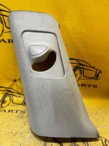 OSŁONA POSZYCIE SŁUPKA B ŚRODKOWEGO LEWA LEWE TESLA MODEL 3 PRZEDLIFT