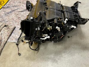 NAGRZEWNICA DMUCHAWA RANGE ROVER VELAR L560