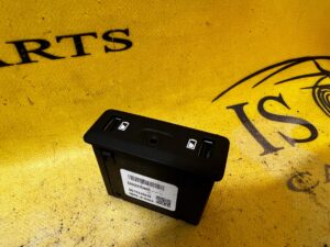 GNIAZDO PORT USB AUX RENAULT TALISMAN SCENIC IV