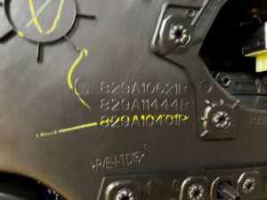 BOCZEK TAPICERKA DRZWI LEWY TYŁ DACIA SANDERO III