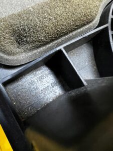 OSŁONA ZAŚLEPKA MASKOWNICA DOLNA KONSOLI DESKI LEWA BMW X5 E70 X6 E71 EU