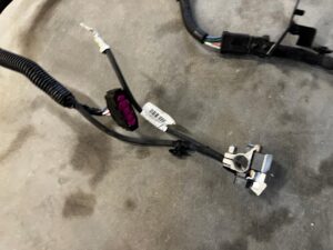 KLEMA MINUS WIĄZKA INSTALACJA PODGRZEWACZA WODY RENAULT DACIA 1.5 BLUE DCI