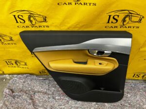 TAPICERKA BOCZEK DRZWI TYŁ LEWY VOLVO XC90 II EU